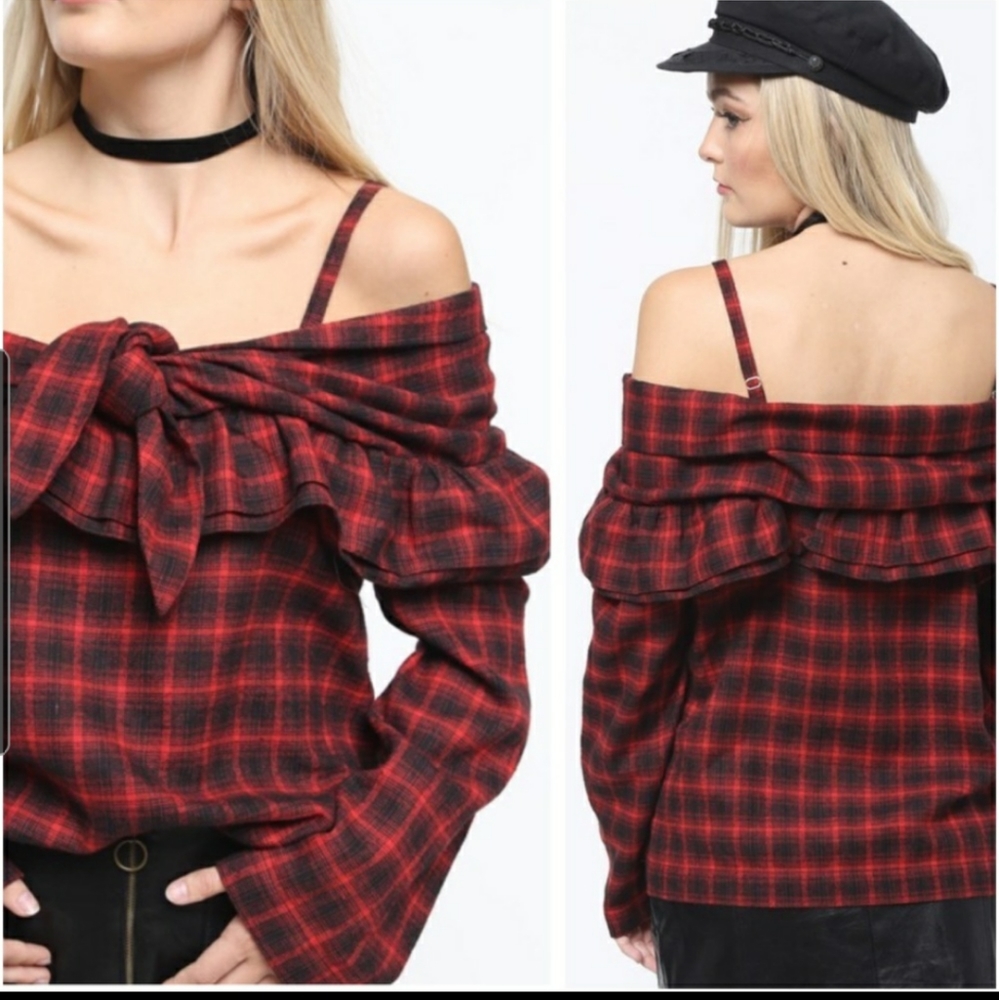 Popular plaid in red/ black adjustable straps
